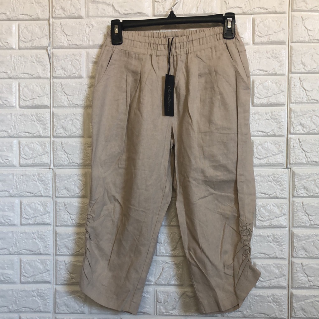 Chocolate Brand Light Tan 55 Linen Cinched Capri Pants